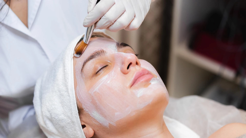 Acuflex Holistics - Dermalogica Pro 60 Facials Acuflex Holistics - Dermalogica Pro 60 Facials